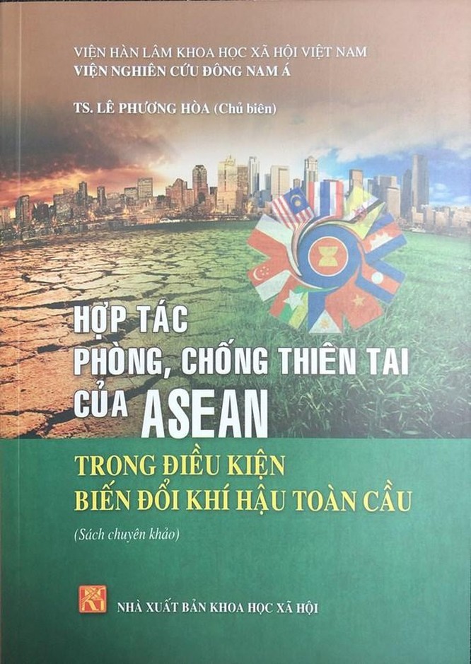 Ra mắt cuốn sách về hợp tác phòng, chống thiên tai của ASEAN ảnh 1