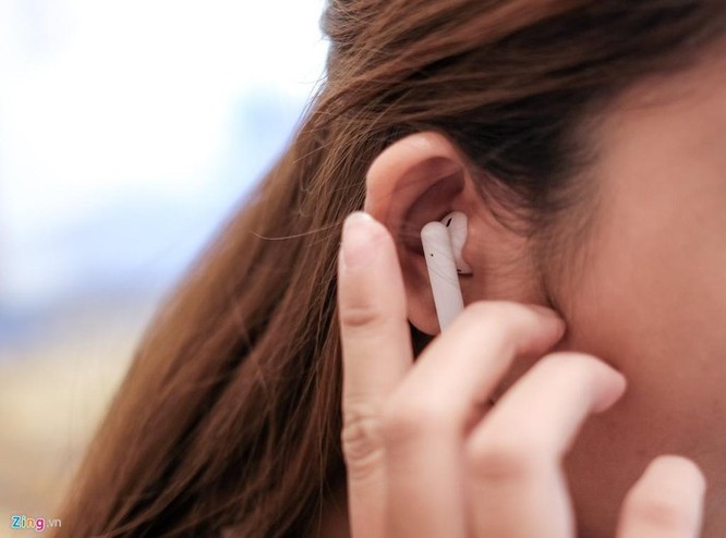 Tai nghe FreeBuds 3, giống AirPods, có chống ồn, giá 4,3 triệu đồng ảnh 4