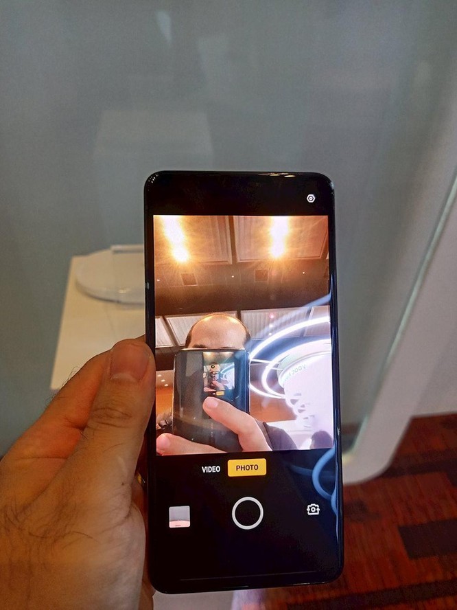 Cận cảnh flagship tương lai của OPPO với camera ẩn bên trong màn hình ảnh 3