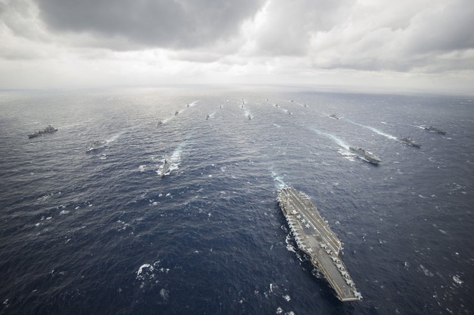 Mỹ thường xuyên điều cụm tác chiến tàu sân bay tuần tra Biển Đông đề phòng tình hình leo thang căng thẳng