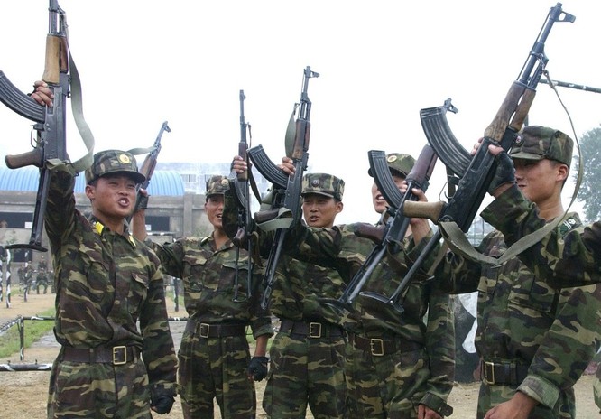Triều Tiên có lực lượng lục quân đông đảo