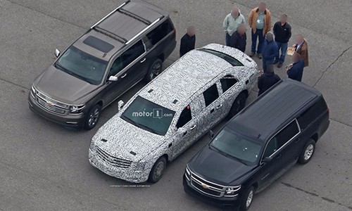 Limousine bọc thép của Donald Trump lộ diện ảnh 1