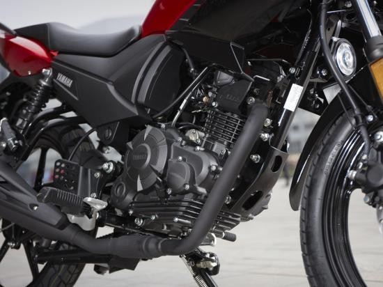 Yamaha YS125 2017: Xe côn tay cho người mới bắt đầu ảnh 3