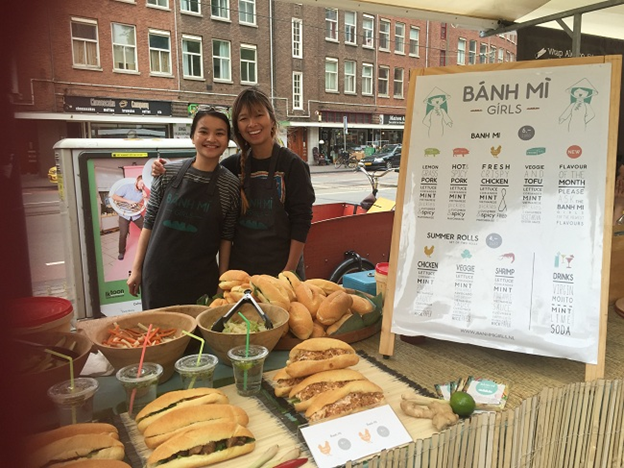 Cô gái Việt đưa bánh mì “hương vị nước mắm” gây sốt tại Hà Lan ảnh 1