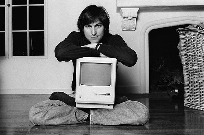 Chưa chắc đã là như vậy. Steve Jobs quả thật là một trong những nhà lãnh đạo công nghệ vĩ đại nhất lịch sử loài người, nhưng ông cũng có những quan niệm sai lầm có thể đã giết chết Apple từ 3, 5 năm trước.