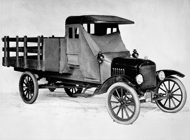 Ford kỷ niệm 100 năm kiến tạo lịch sử dòng xe tải ảnh 1