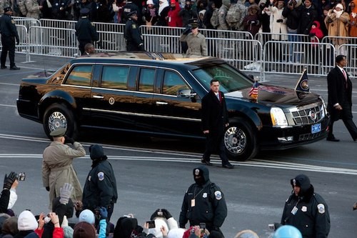 Siêu xe “The Beast” của Tổng thống Mỹ giá bao nhiêu? ảnh 5