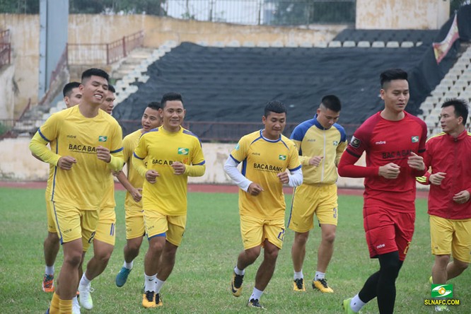 Nỗi lo của cổ động viên xứ Nghệ từ trận giao hữu ảnh 2