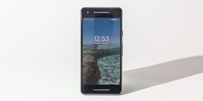 Điều gì khiến Google Pixel 2 trở thành chiếc điện thoại tốt nhất hiện nay? ảnh 1