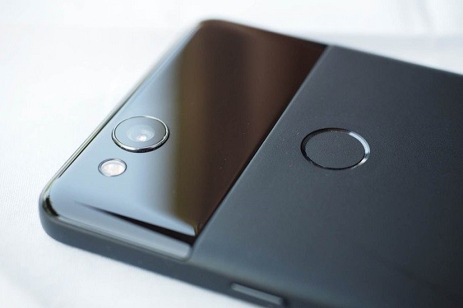 Điều gì khiến Google Pixel 2 trở thành chiếc điện thoại tốt nhất hiện nay? ảnh 7