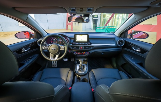 Kia Forte 2019 thế hệ mới chính thức lộ diện tại triển lãm Naias 2018 ảnh 2