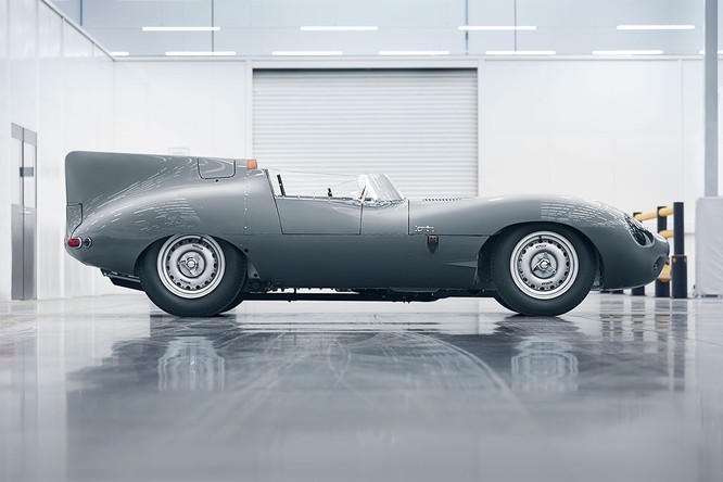 Jaguar hồi sinh mẫu xe đua huyền thoại D-Type ảnh 5