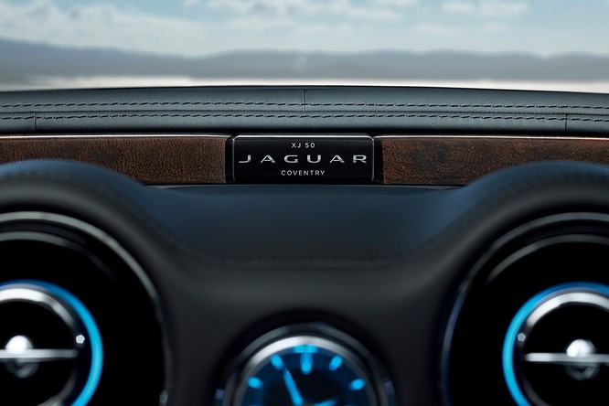 Kỷ niệm 50 năm dòng XJ, Jaguar ra mắt phiên bản đặc biệt XJ50 ảnh 7