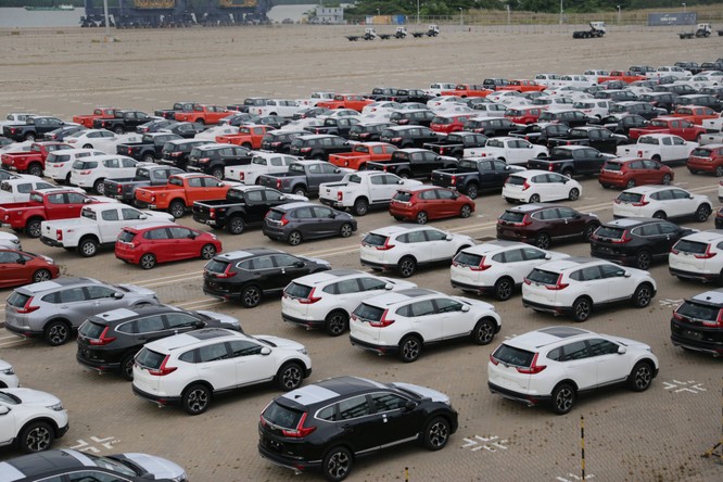 Bộ GTVT bác bỏ kiến nghị của doanh nghiệp nhập khẩu ô tô ảnh 1