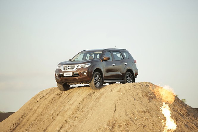 Nissan Terra sắp về Việt Nam có gì đáng chú ý? ảnh 2