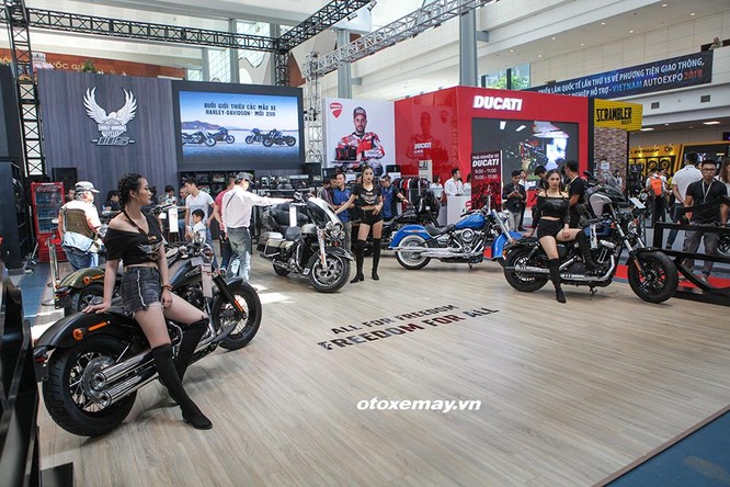 VinFast và Mitsubishi - “cứu cánh” cho triển lãm Việt Nam Auto Expo 2019 ảnh 1