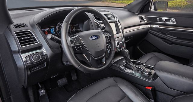 Ford Explorer - Bản nâng cấp với hàng loạt tiện nghi sang trọng ảnh 1