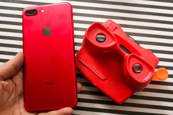 Chùm ảnh: Mở hộp và so sánh màu đỏ iPhone 7 ảnh 8