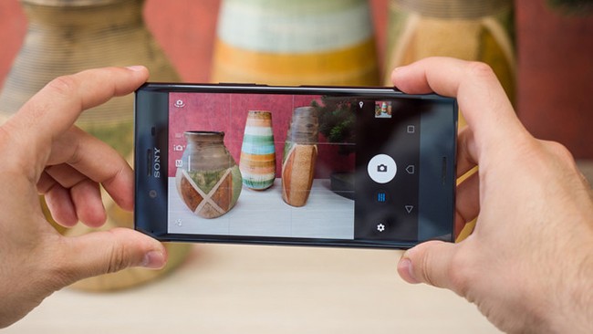 Đánh giá Sony Xperia XZ Premium: điện thoại “chất” nhưng thiết kế bảo thủ ảnh 6