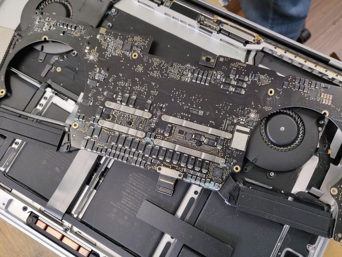 4 lý do cho thấy những mẫu MacBook đời mới của Apple là những sản phẩm tồi nhất mà họ từng làm ảnh 2