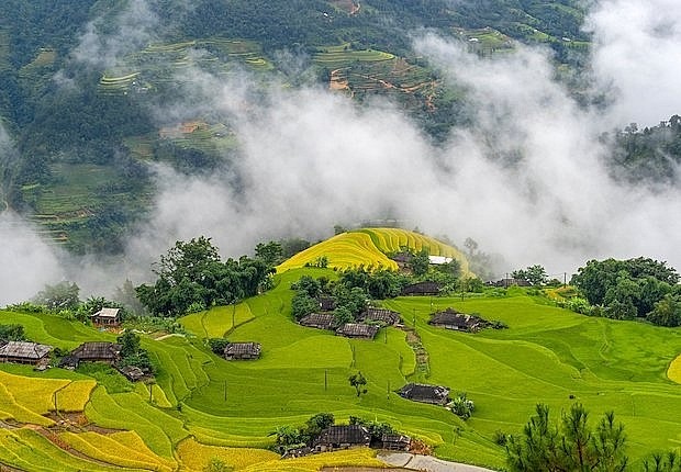 Bản Phùng, Hà Giang đẹp thơ mộng trong làn mây mùa thu ảnh 3