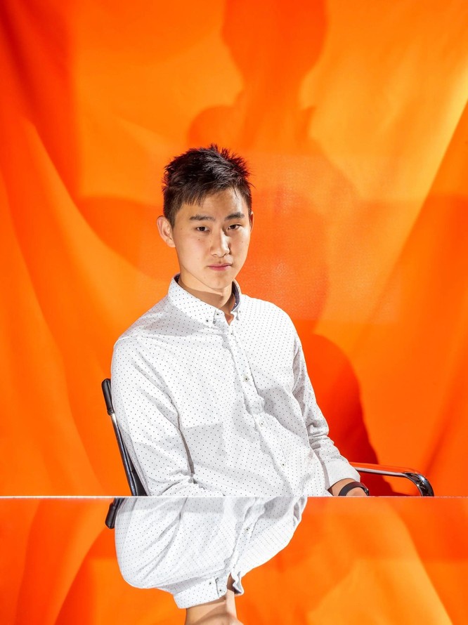 Alexandr Wang - tỉ phú tự thân trẻ tuổi nhất thế giới, người được coi như “tiểu Elon Musk” ảnh 2