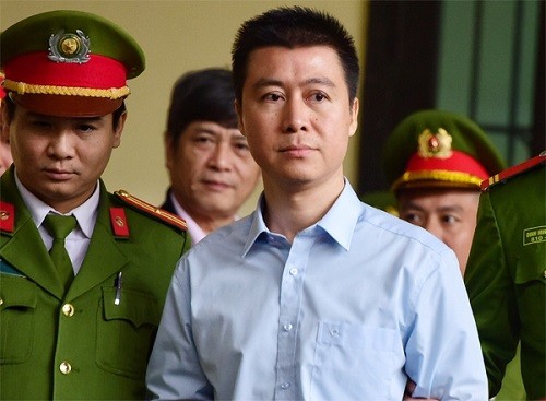 Phan Sào Nam trong ngày bị TAND tỉnh Phú Thọ tuyên án. Ảnh: Giang Huy.
