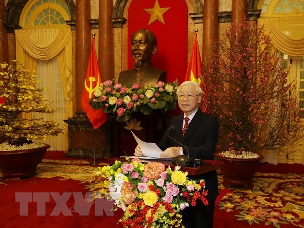 Tổng Bí thư, Chủ tịch nước Nguyễn Phú Trọng chúc Tết. (Ảnh : Trí Dũng/TTXVN)