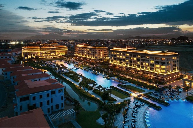 Khu Nghỉ Dưỡng Sheraton Grand Resort Đà Nẵng nhận giải thưởng World Luxury Hotel Awards 2020 ảnh 1