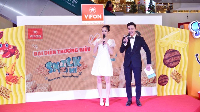 Những khoảnh khắc giao lưu thú vị cùng nữ diễn viên trẻ 