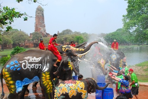 Kỳ thú lễ hội Lễ hội Songkran - Thái Lan ảnh 1