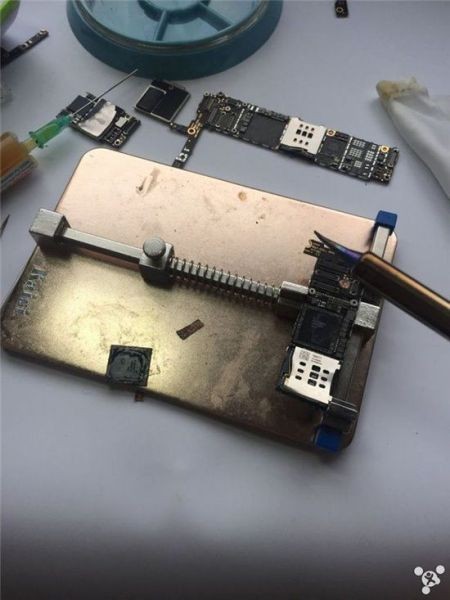 Hành trình “biến hình” của chiếc iPhone 6 từ nát bươm thành mới cứng ảnh 16