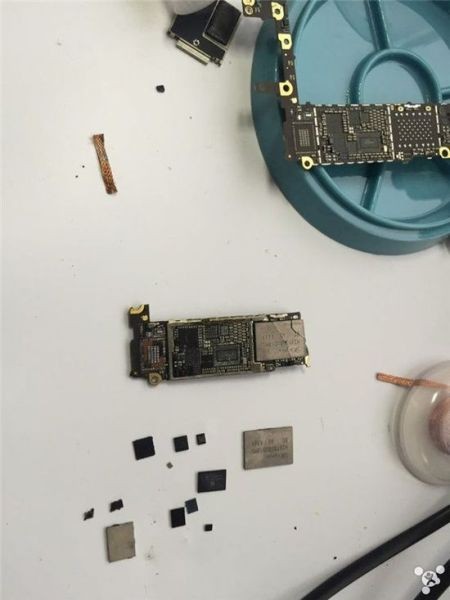 Hành trình “biến hình” của chiếc iPhone 6 từ nát bươm thành mới cứng ảnh 41