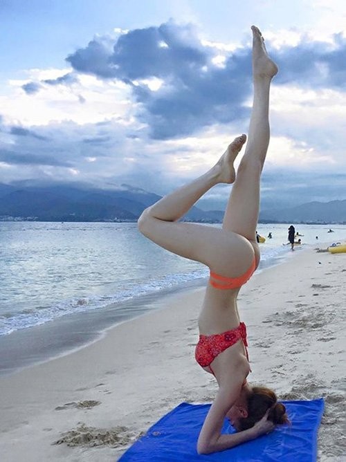 Mỹ nhân Việt tập yoga khoe đường cong tuyệt mỹ ảnh 1