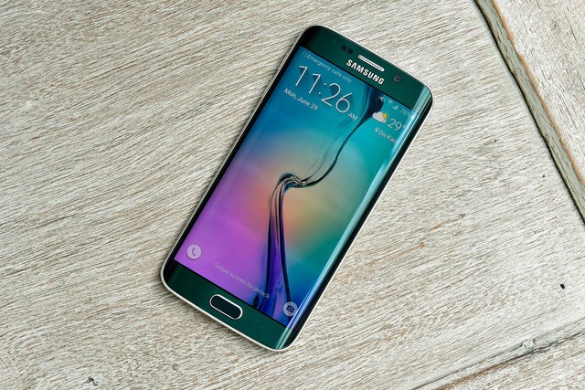 5 smartphone giảm giá mạnh nhất trong tháng 2/2016 ảnh 1