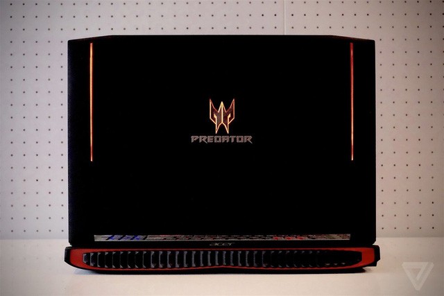 Cận cảnh laptop chơi game Acer Predator 17 ảnh 1
