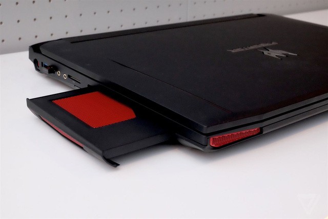 Cận cảnh laptop chơi game Acer Predator 17 ảnh 5