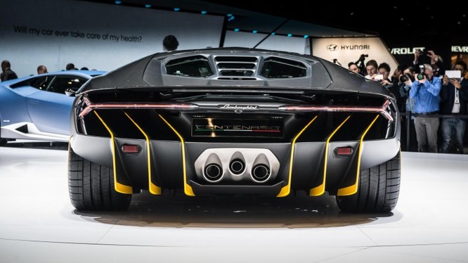 Ngắm siêu xe Lamborghini Centenario giá hơn 42 tỷ đồng ảnh 2
