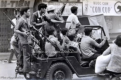 Khoảnh khắc chân thật Sài Gòn ngày Giải phóng ảnh 10