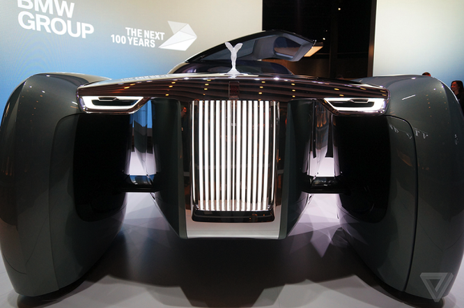 Video: Rolls-Royce ra phiên bản xe sang tự lái cực dị ảnh 17