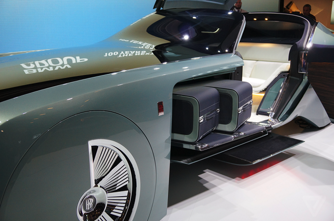 Video: Rolls-Royce ra phiên bản xe sang tự lái cực dị ảnh 23