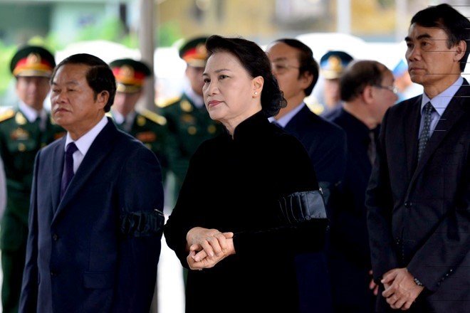 Trời tuôn mưa, người tuôn nước mắt trong tang lễ 9 liệt sĩ phi hành đoàn CASA-212 ảnh 37