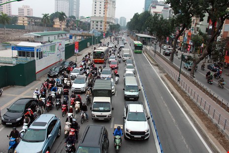 Vì sao người Việt đổ xô mua ô tô ? ảnh 1