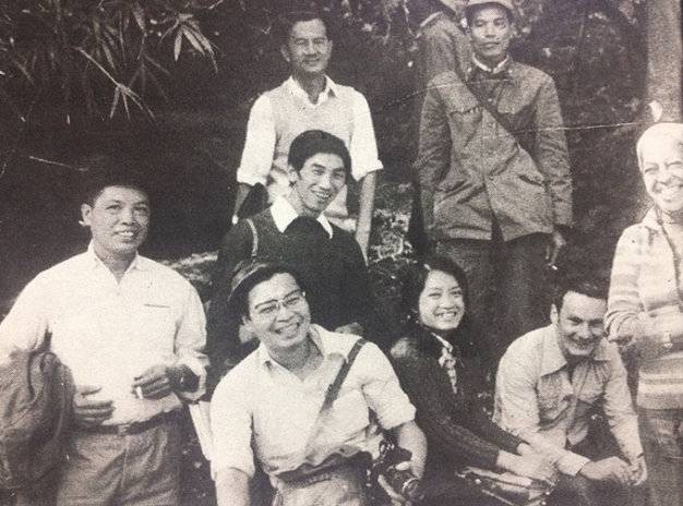 Takano chụp ảnh cùng đoàn phóng viên và các chiến sĩ bảo vệ tại Lạng Sơn. Theo ông Nông Văn Đuổng, bức ảnh được chụp đúng ngày 7-3-1979. Takano là người mặc áo trắng, cầm máy ảnh, ngồi hàng đầu tiên. Ảnh chụp từ cuốn sách về ông Takano được xuất bản tại Nhật Bản