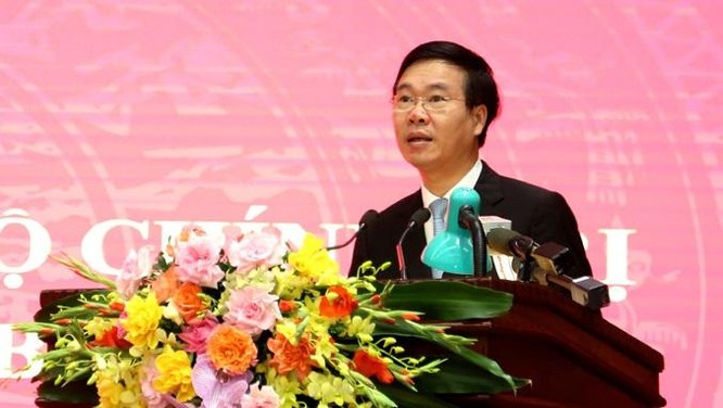 Bộ trưởng Đinh Tiến Dũng được Bộ Chính trị phân công giữ chức Bí thư Thành ủy Hà Nội ảnh 1