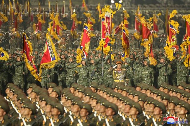 Chùm ảnh về sức mạnh quân đội Triều Tiên ảnh 18