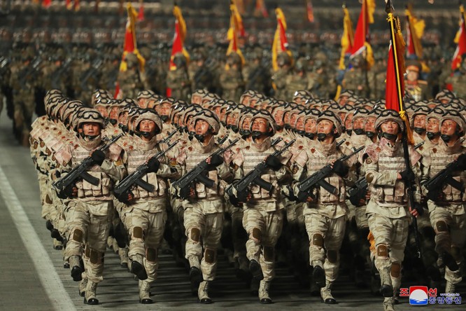 Chùm ảnh về sức mạnh quân đội Triều Tiên ảnh 21