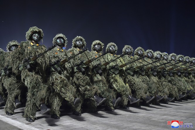 Chùm ảnh về sức mạnh quân đội Triều Tiên ảnh 24