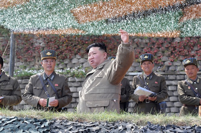 Chùm ảnh về sức mạnh quân đội Triều Tiên ảnh 10