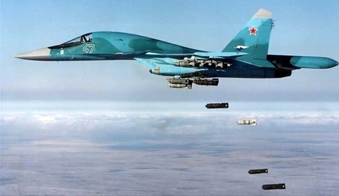Chiến đấu cơ Su-34 Nga dội bom diệt mục tiêu khủng bố tại Syria